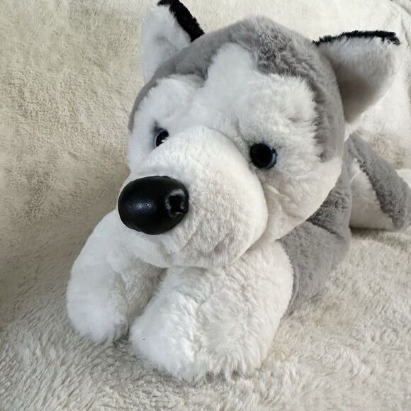 FAO Schwarz Laying Husky Grey White Dog 20” Floppy Stuffed Animal - Picture 2 of 7